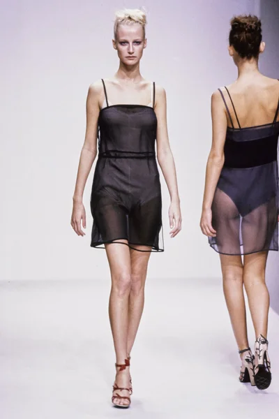 Look 37